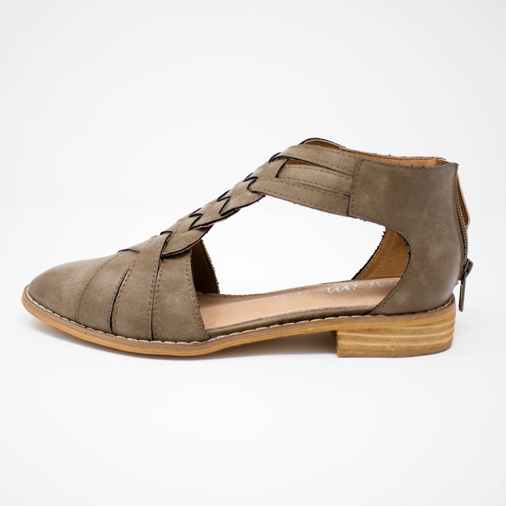 Mi.iM 'Roosevelt' Flats - Picture 5 of 5